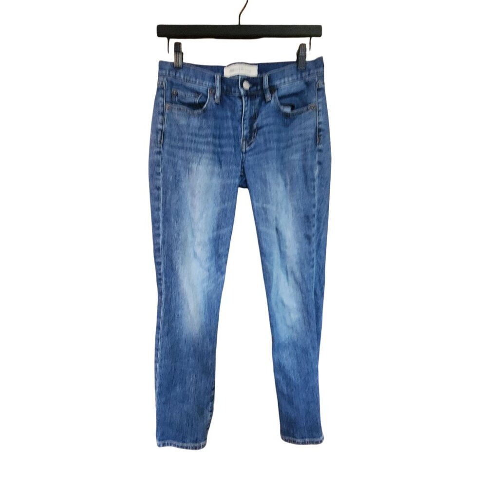 Gap 1969 Womens Real Straight Jeans 26P Blue Denim Mid-Rise Casual Pants